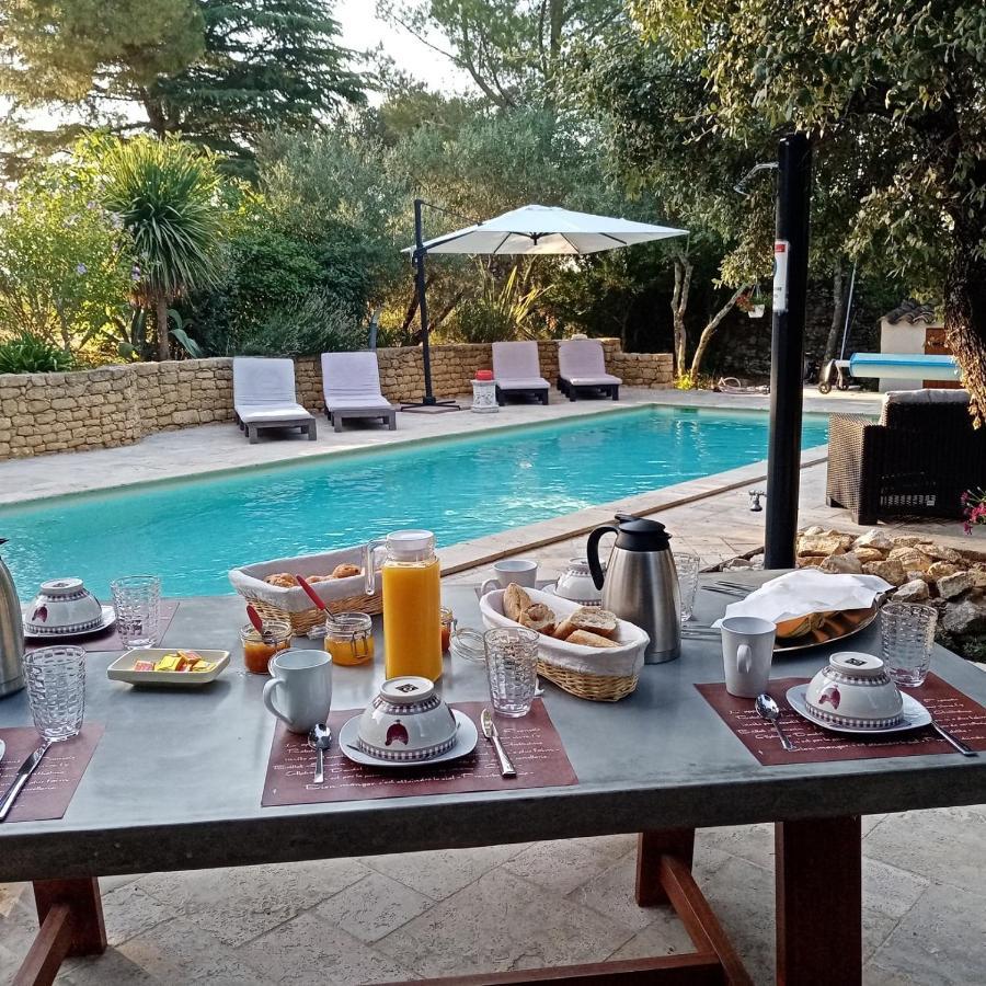 L'Atelier Bed & Breakfast Saint-Maximin  Bagian luar foto