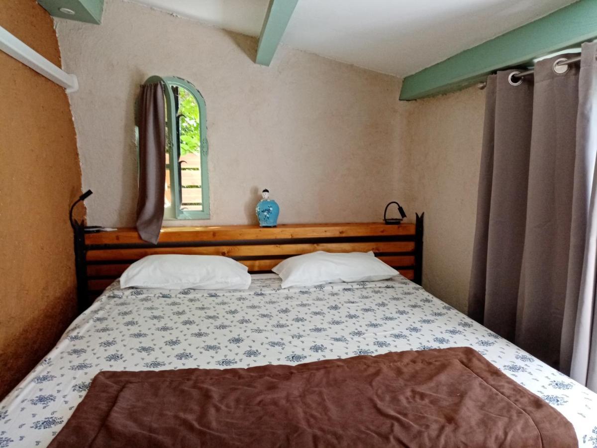 L'Atelier Bed & Breakfast Saint-Maximin  Ruang foto