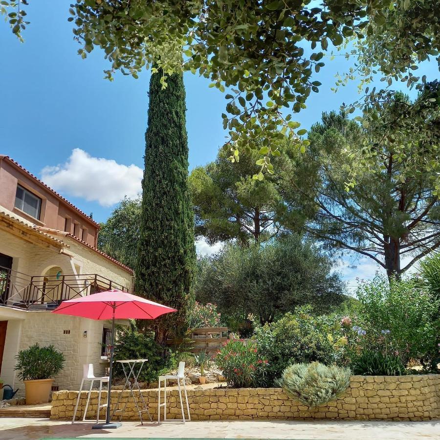 L'Atelier Bed & Breakfast Saint-Maximin  Bagian luar foto