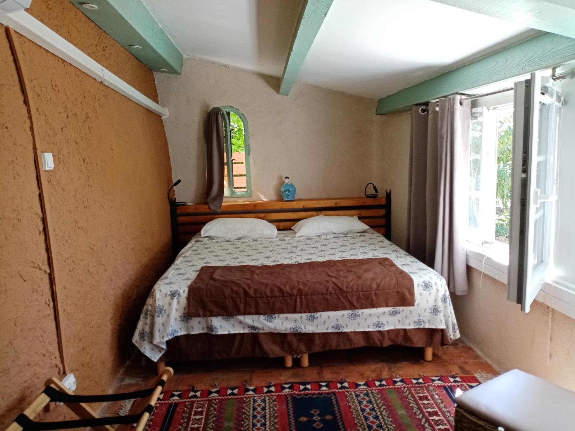 L'Atelier Bed & Breakfast Saint-Maximin  Ruang foto