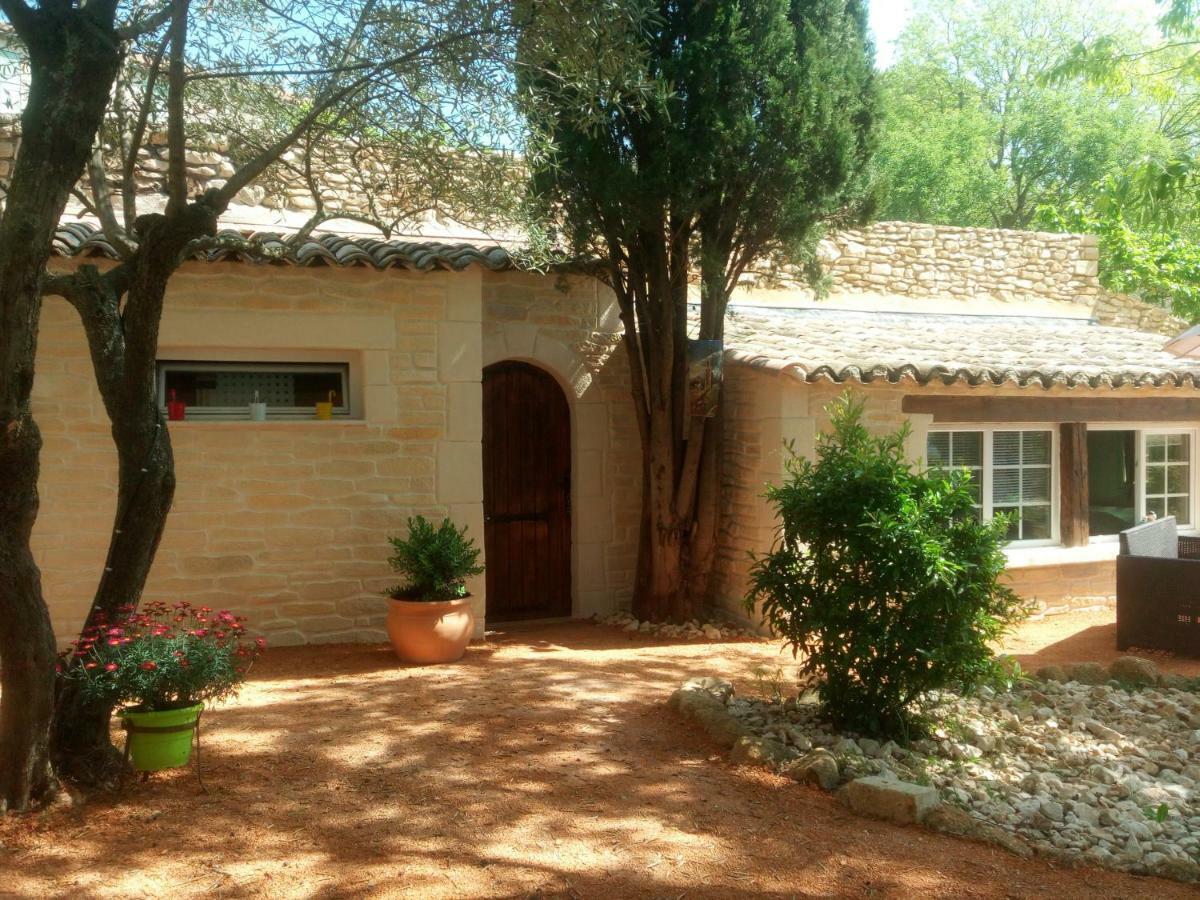 L'Atelier Bed & Breakfast Saint-Maximin  Bagian luar foto