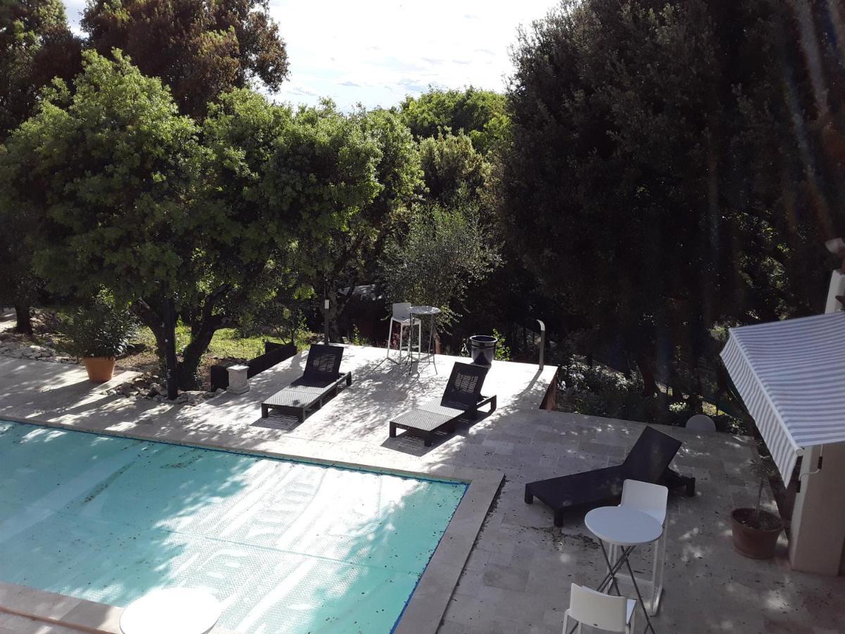 L'Atelier Bed & Breakfast Saint-Maximin  Bagian luar foto