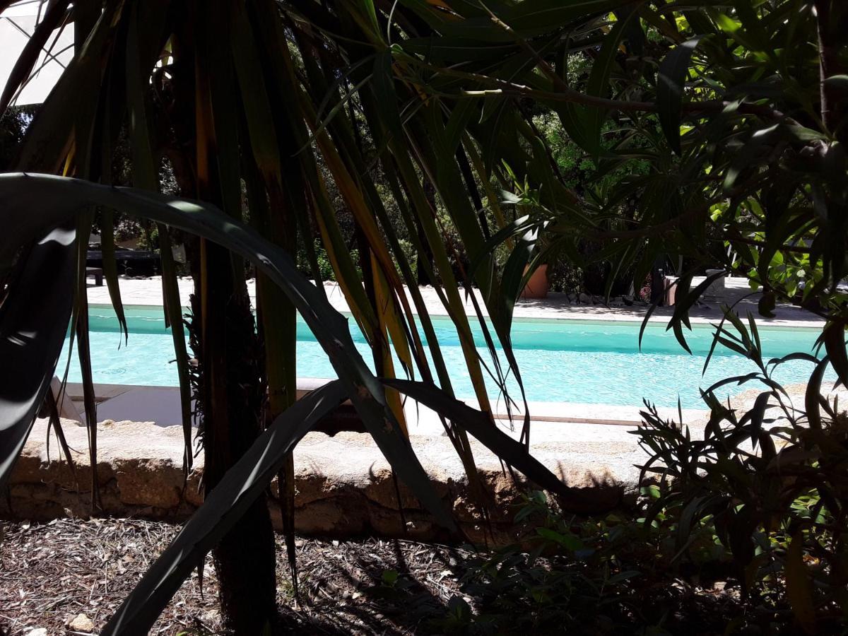 L'Atelier Bed & Breakfast Saint-Maximin  Bagian luar foto